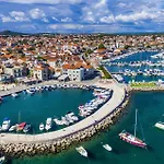 Awesome In Semesterbostad Vodice