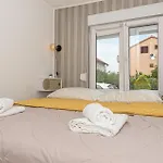 Awesome In Semesterbostad Vodice