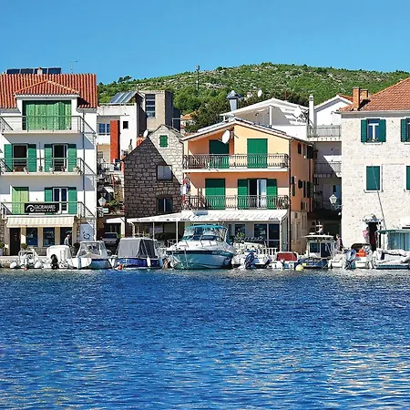 Lovely In With Kitchen * Vodice