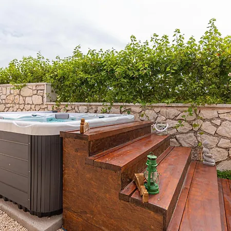 Lovely In With Kitchen * Vodice
