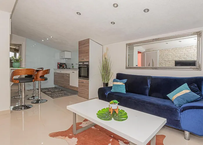 Awesome In 보디체